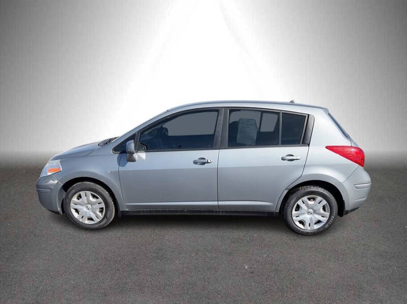 2010 Nissan Versa 1.8 S