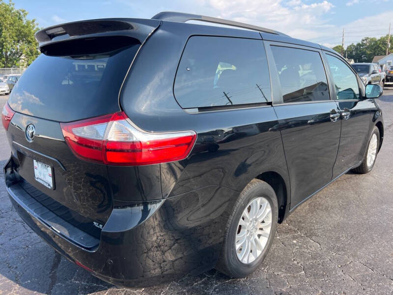 2015 Toyota Sienna