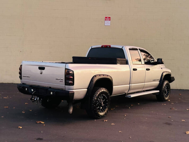 2004 Dodge Ram 2500 SLT