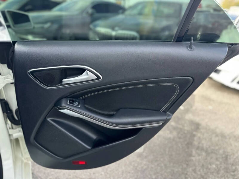 2014 Mercedes-Benz CLA CLA 250