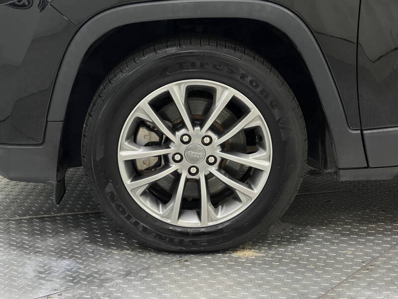 2021 Jeep Cherokee Latitude Plus