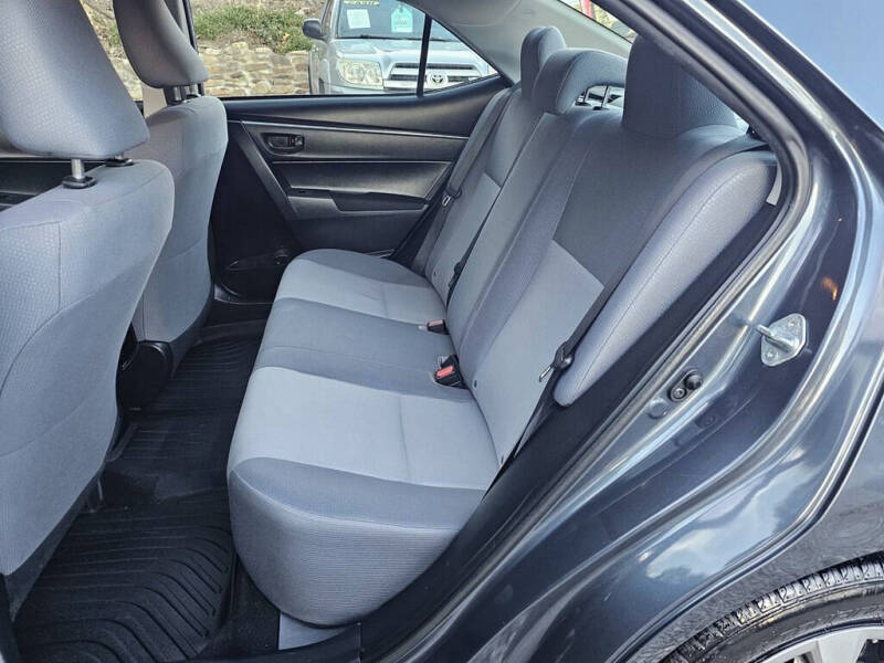 2016 Toyota Corolla LE