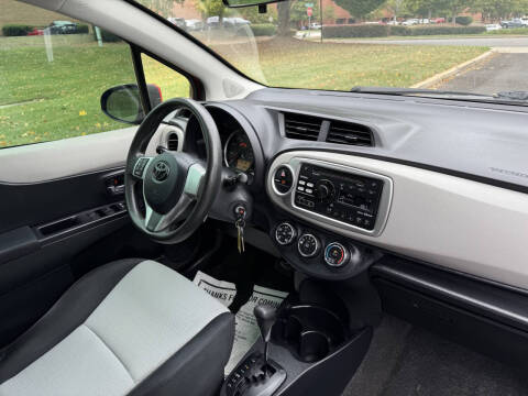 2014 Toyota Yaris 5-Door L