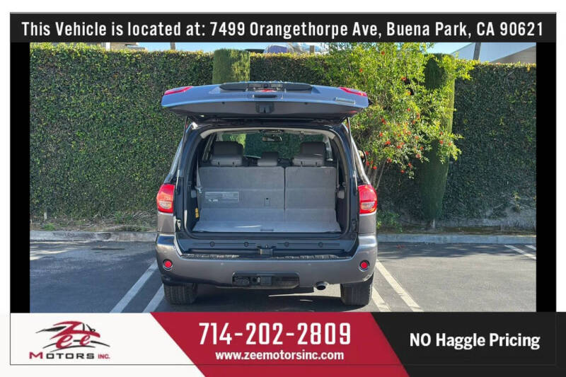 2016 Toyota Sequoia SR5