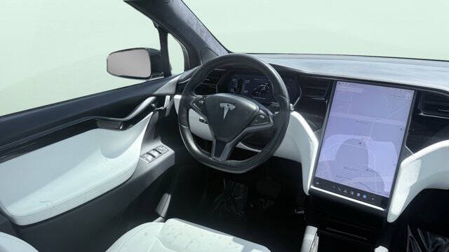 2020 Tesla Model X Long Range