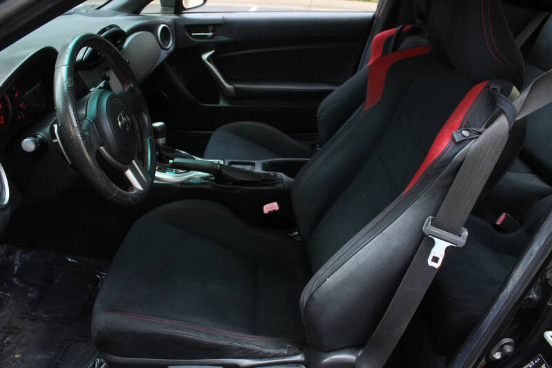 2015 Scion FR-S