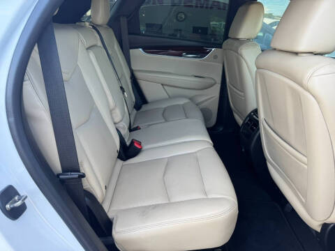 2017 Cadillac XT5 Premium Luxury