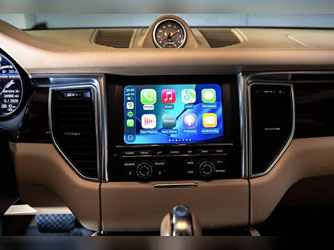 2015 Porsche Macan S