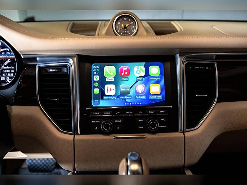 2015 Porsche Macan S