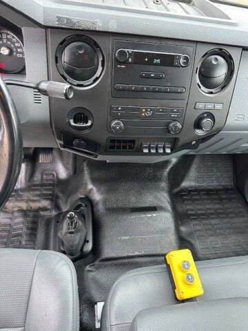 2013 Ford F-650 Super Duty