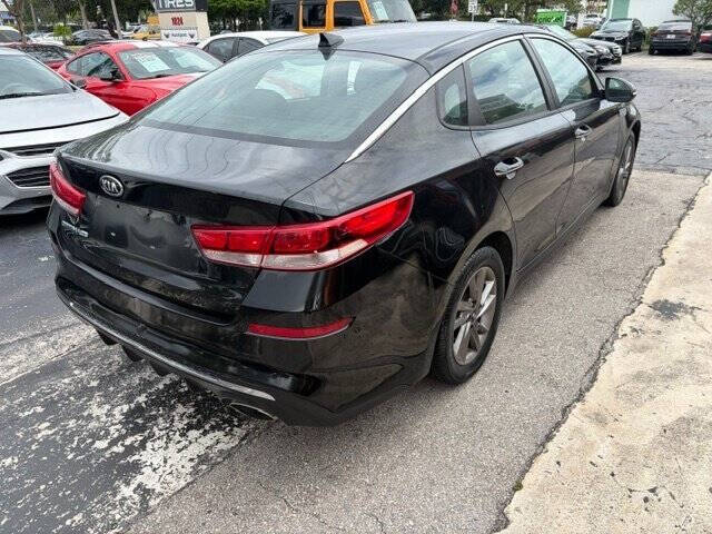 2020 Kia Optima LX