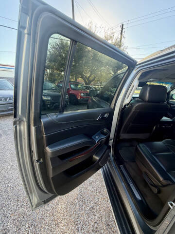 2019 GMC Yukon XL SLT