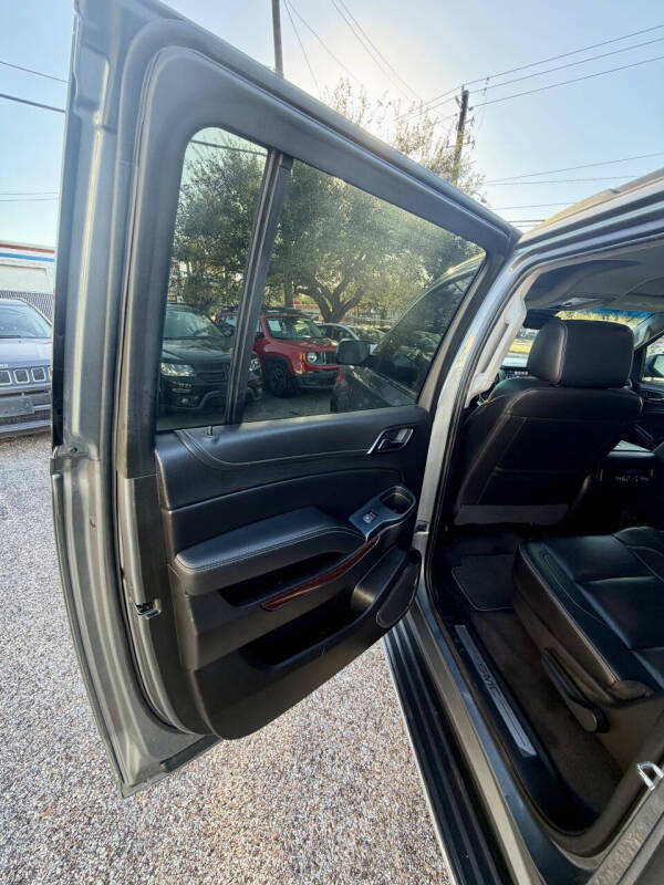 2019 GMC Yukon XL SLT