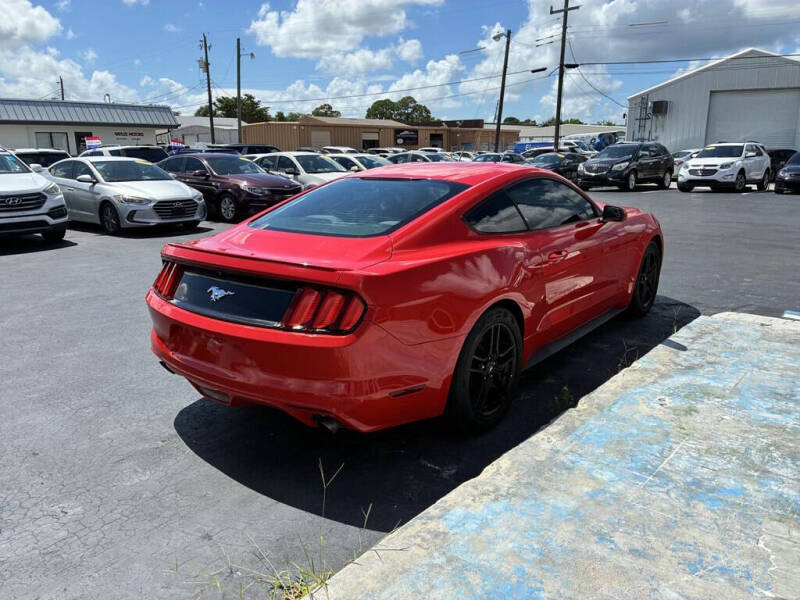 2017 Ford Mustang EcoBoost