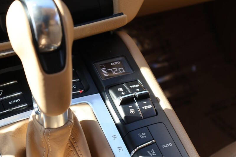 2016 Porsche Macan S