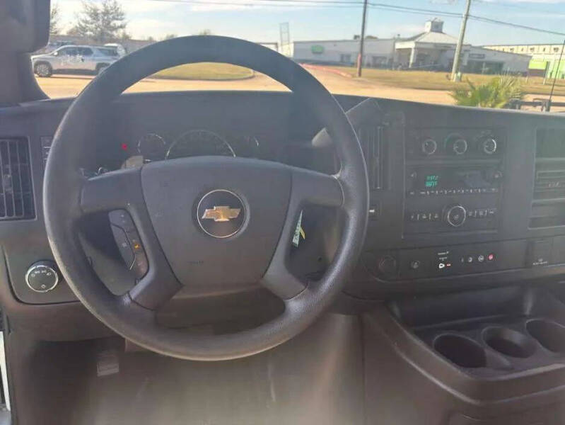 2024 Chevrolet Express LS 3500