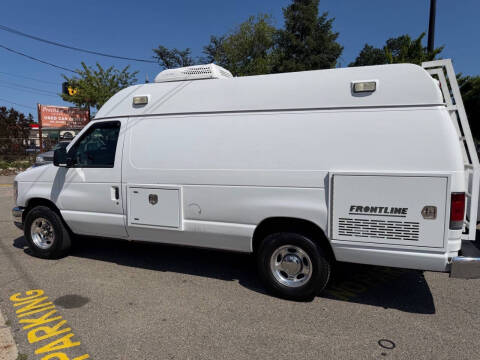 2011 Ford E-Series E-350 SD