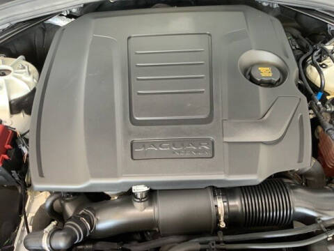 2020 Jaguar F-PACE 30t Prestige