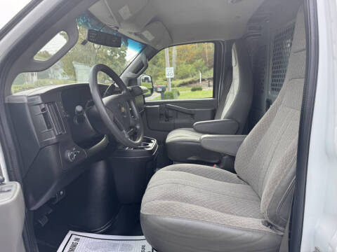 2017 Chevrolet Express 2500