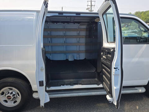 2023 GMC Savana 2500