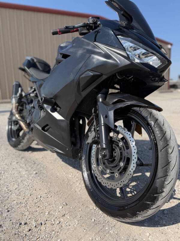 2018 Kawasaki Ninja 400 (ABS)