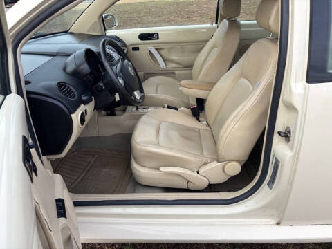 2010 Volkswagen New Beetle