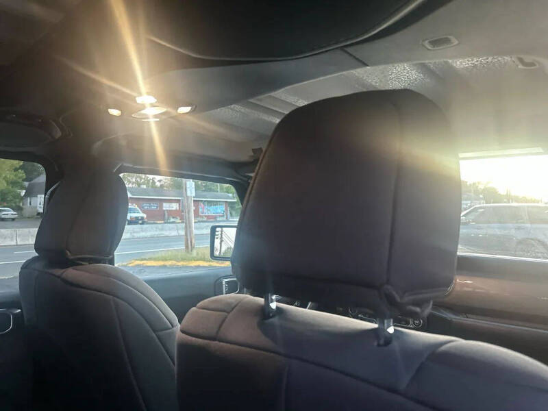 2023 Jeep Gladiator Overland