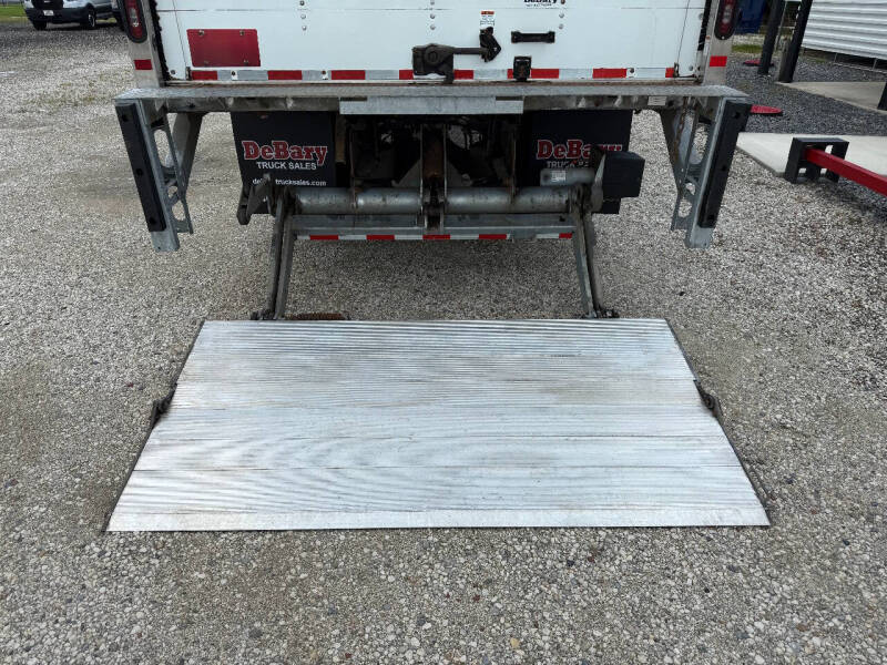 2022 Freightliner M2 106