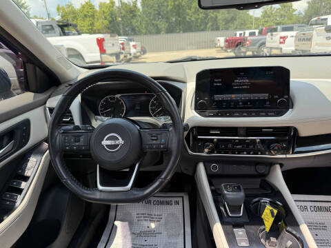 2023 Nissan Rogue SL