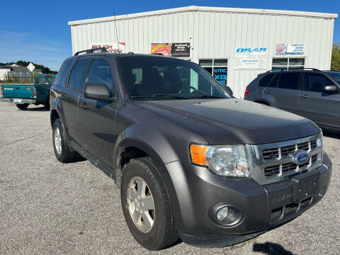 2011 Ford Escape for sale at UpCountry Motors in Taylors SC