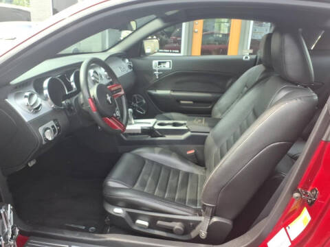 2006 Ford Mustang V6 Standard