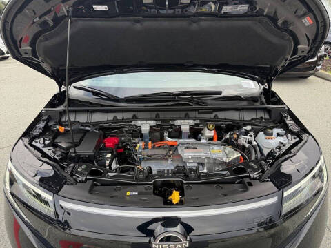 2026 Nissan LEAF Platinum+