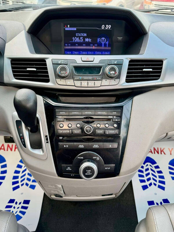 2011 Honda Odyssey EX-L w/DVD
