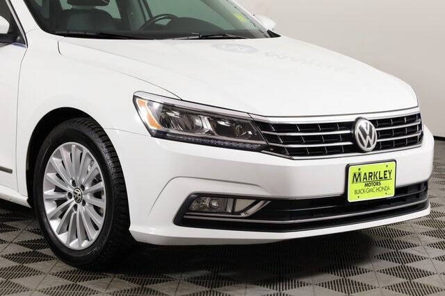 2016 Volkswagen Passat
