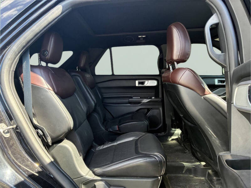 2020 Ford Explorer Platinum