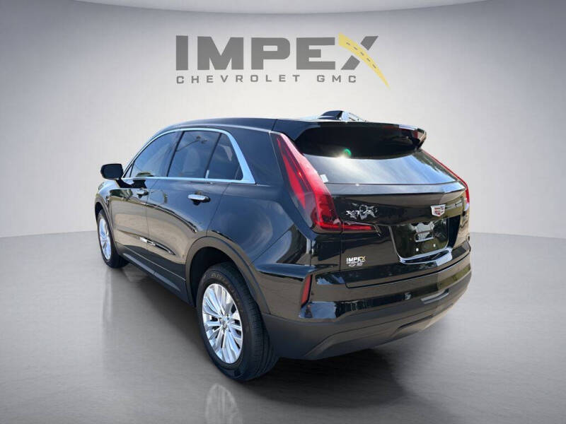 2024 Cadillac XT4 Luxury
