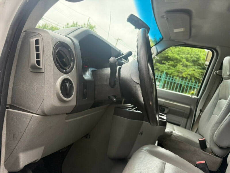 2010 Ford E-Series E-150