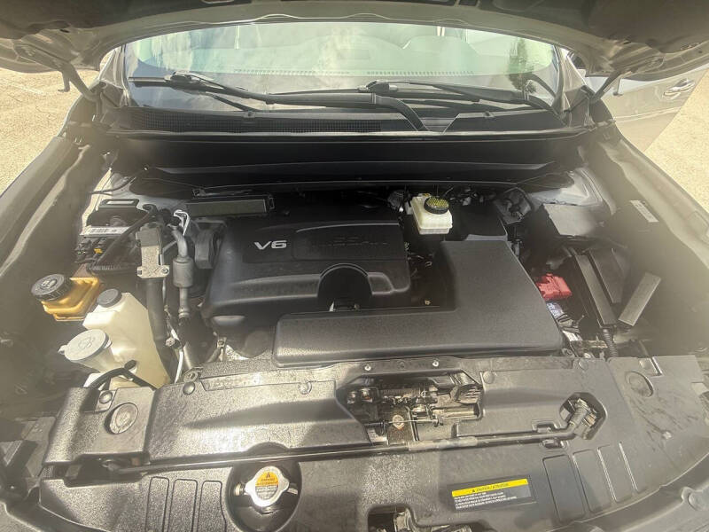 2017 Nissan Pathfinder SL