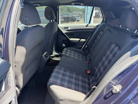 2018 Volkswagen Golf GTI SE