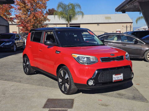 2016 Kia Soul +