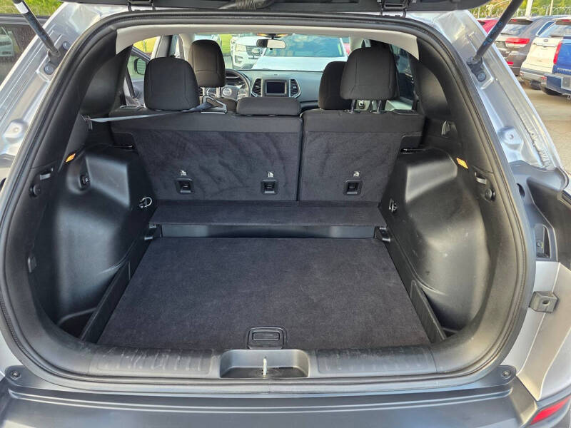 2019 Jeep Cherokee Latitude