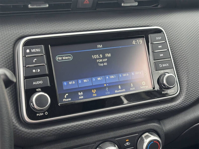 2025 Nissan Kicks Play S