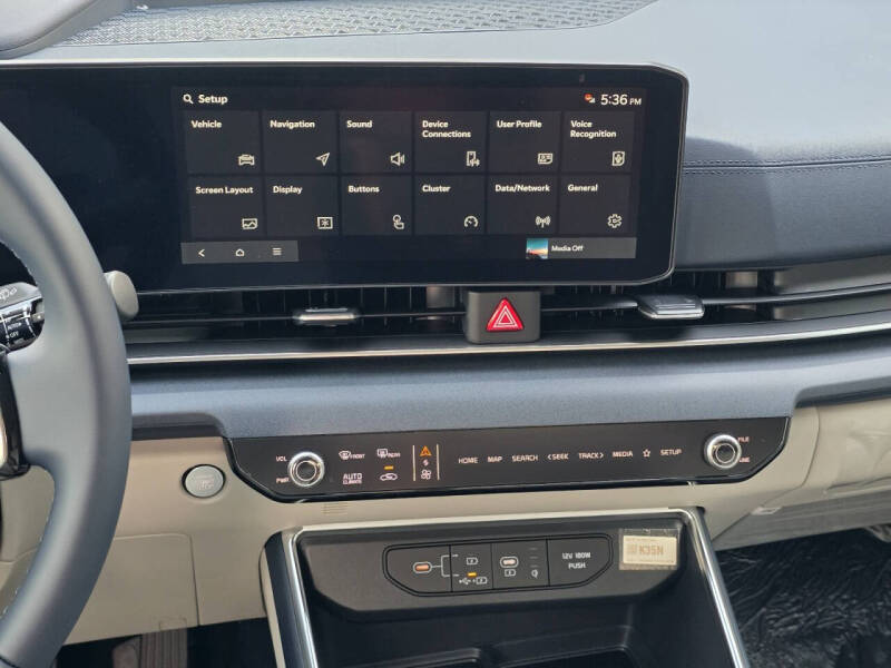 2026 Kia Carnival SX