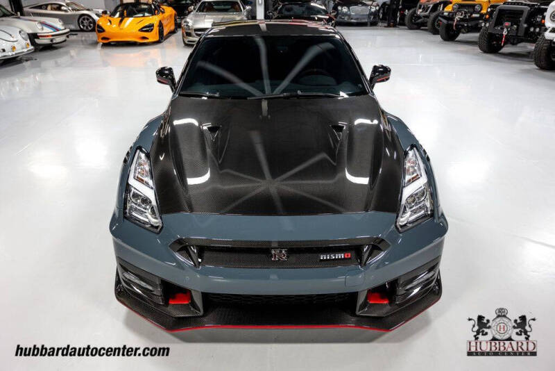 2024 Nissan GT-R NISMO