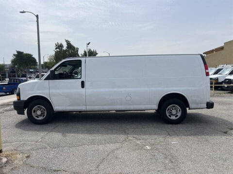 2021 Chevrolet Express 2500