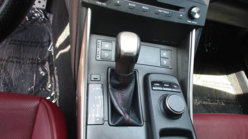 2015 Lexus IS 250 Crafted Line