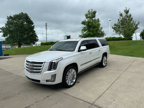 2016 Cadillac Escalade ESV Platinum