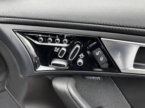 2016 Jaguar F-TYPE S