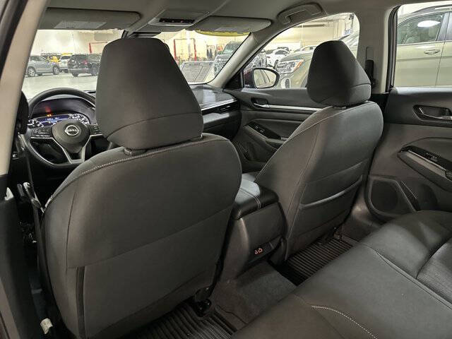 2023 Nissan Altima 2.5 SV