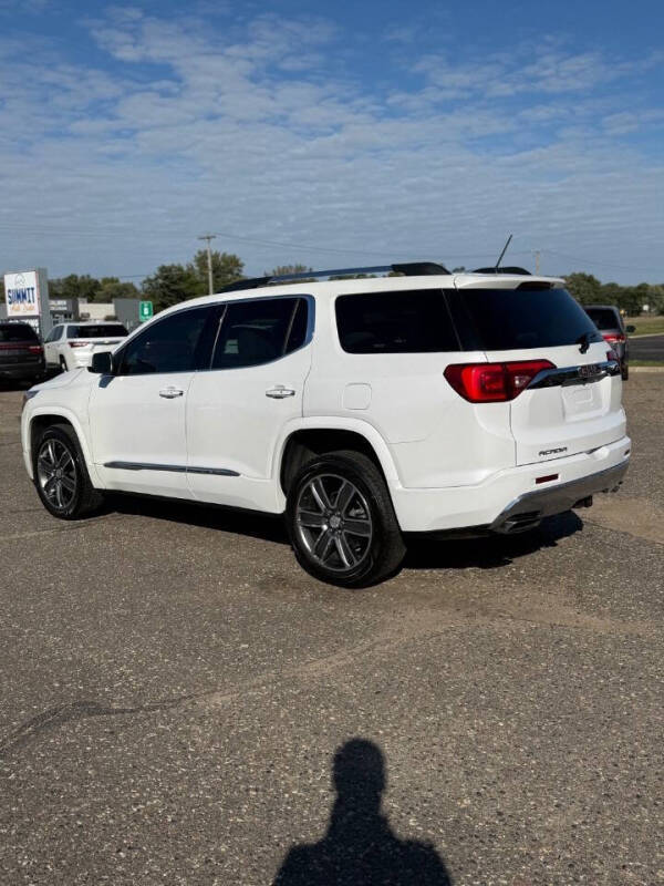 2017 GMC Acadia Denali